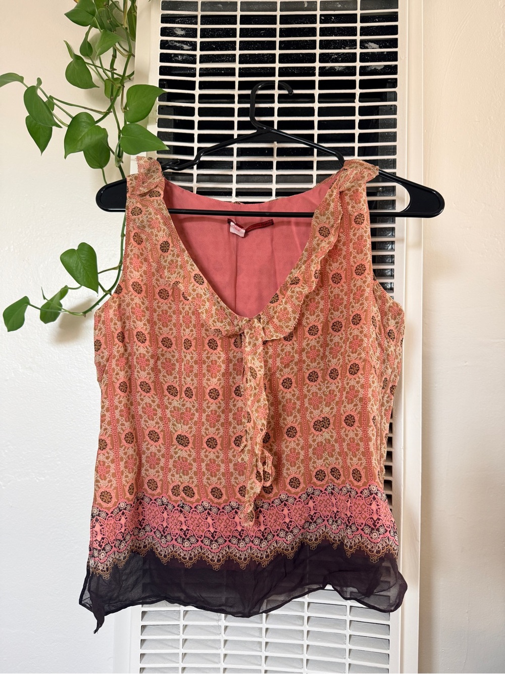 100% Silk Sleeveless Pink Patterned Ruffle Tie Front Top